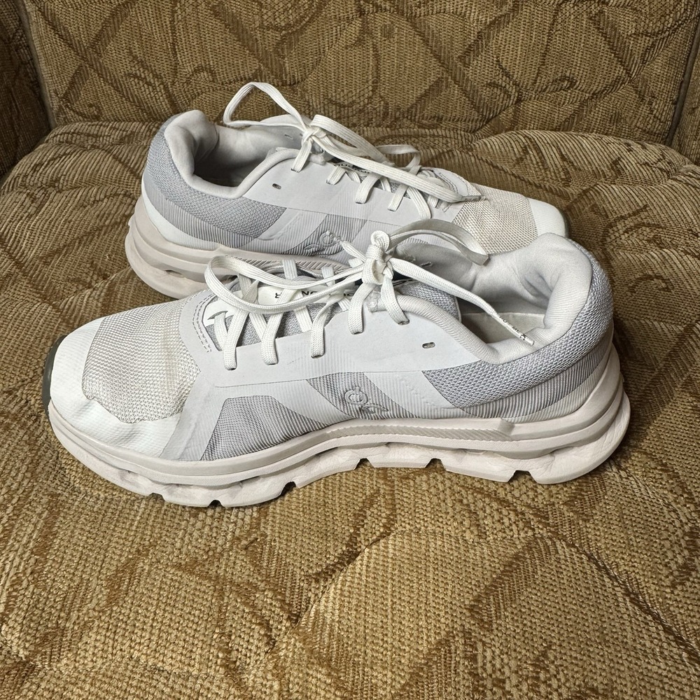 On Cloud Swiss Engineering Cloudrunner 56.99008 W… - image 3